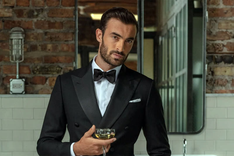 Slick back haircut with height for a man with a round face